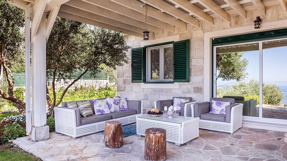 shutterstock_1214369596